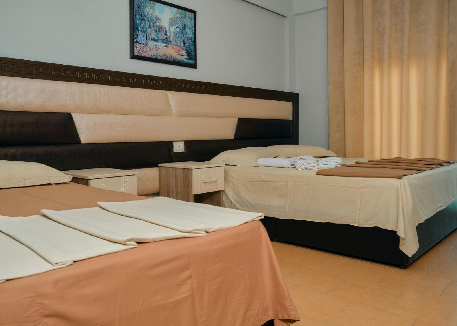 Center Park Hotel Velipojë