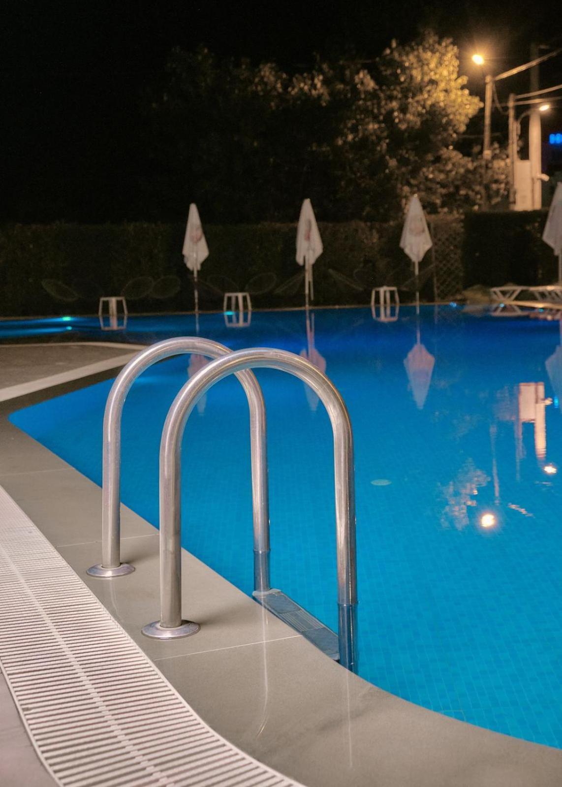 Hotel Center Park *