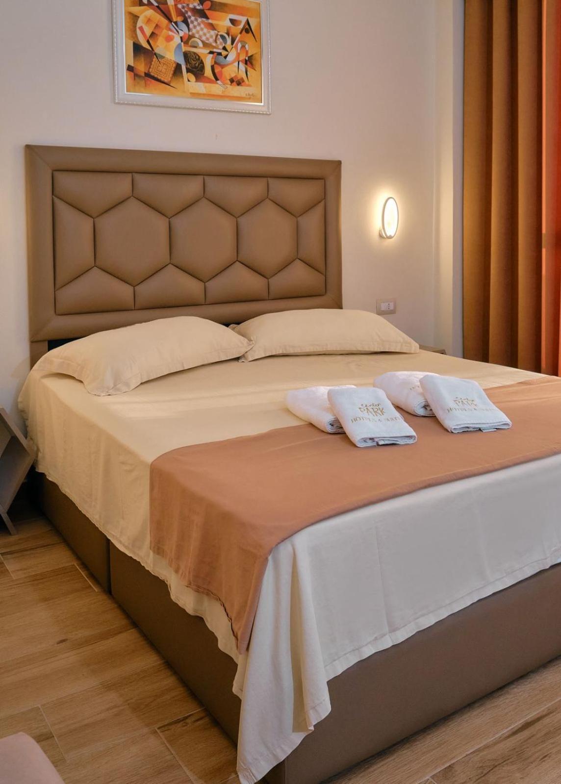 Center Park Hotel Velipojë