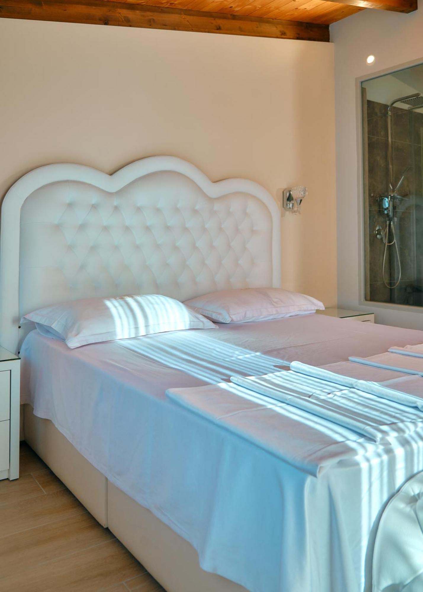 Center Park Hotel