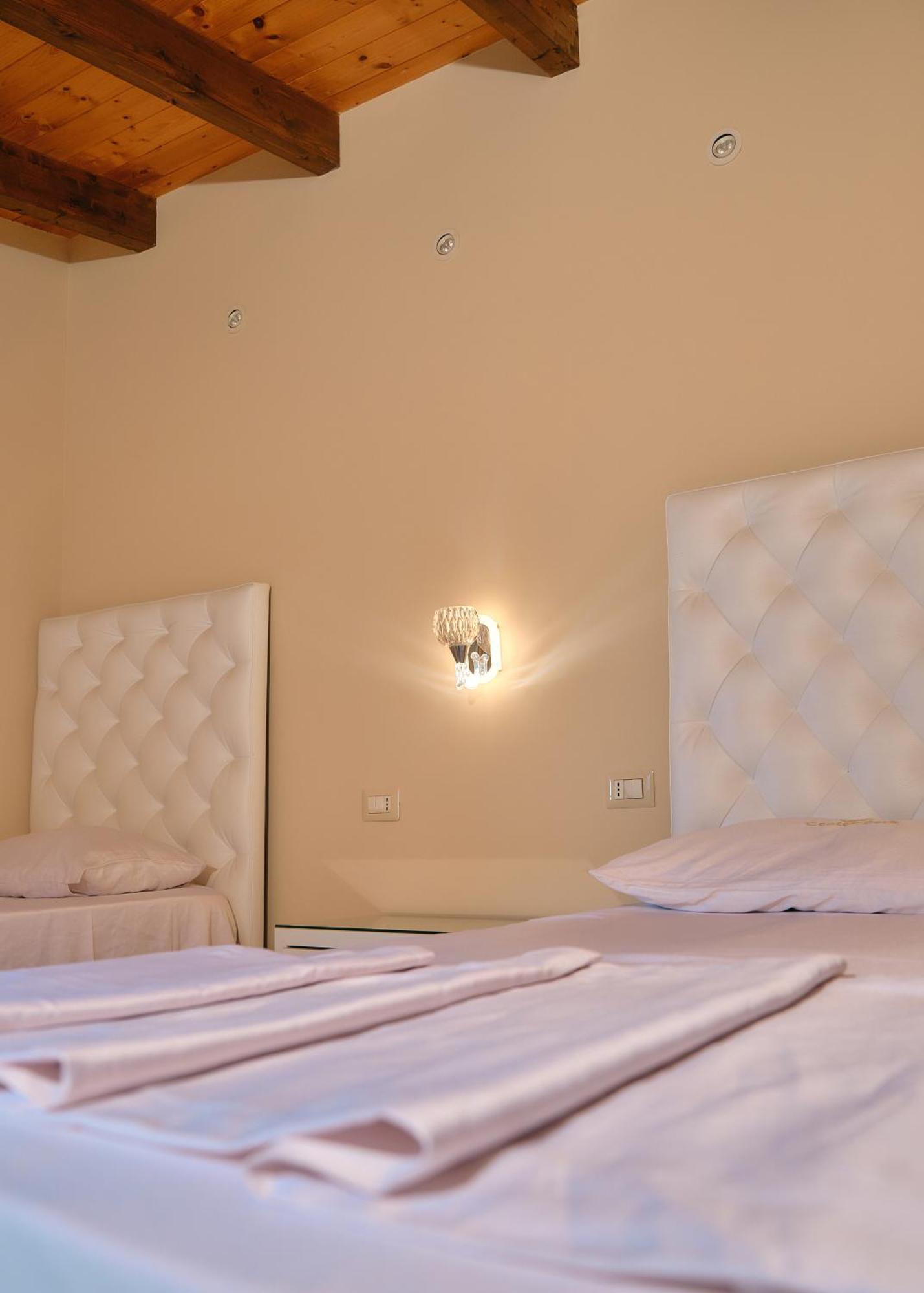 Hotel Center Park Velipojë